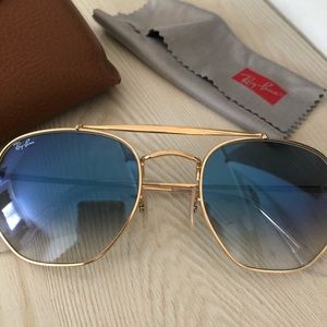 Ray-Ban sunglasses 🕶! Worn ONCE!!
